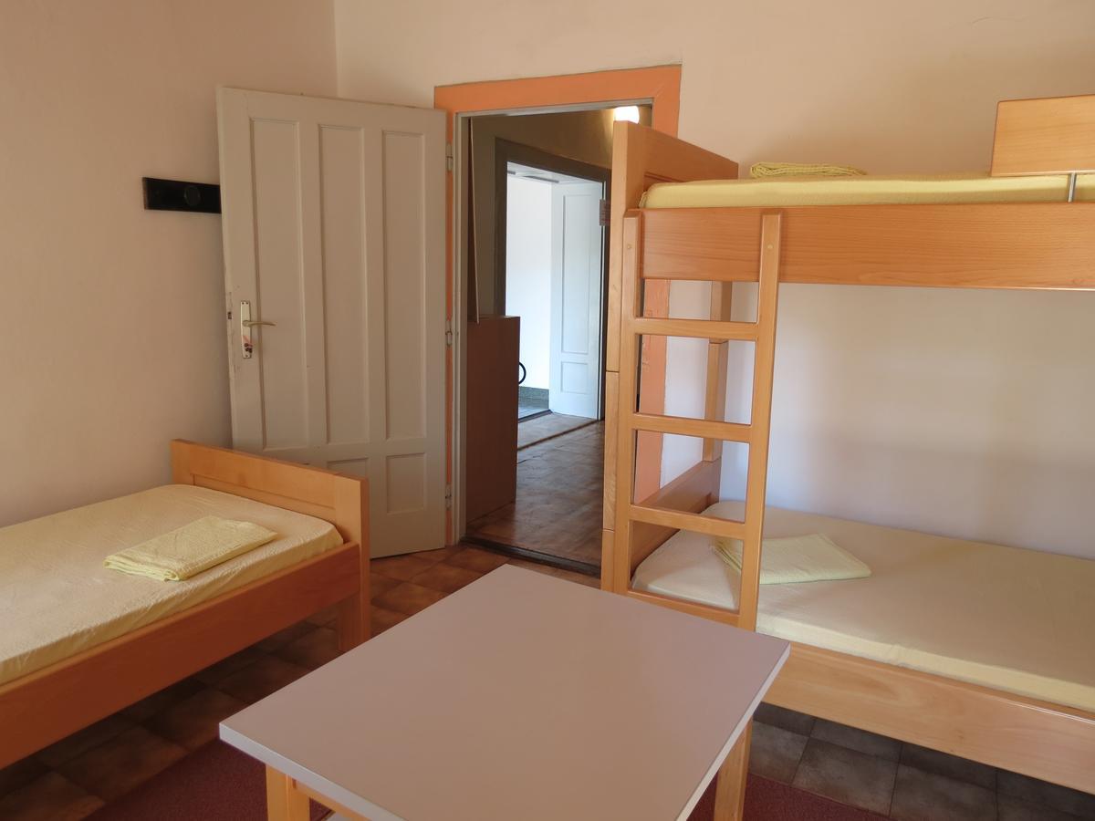 Hi Hostel Veli Lošinj 外观 照片