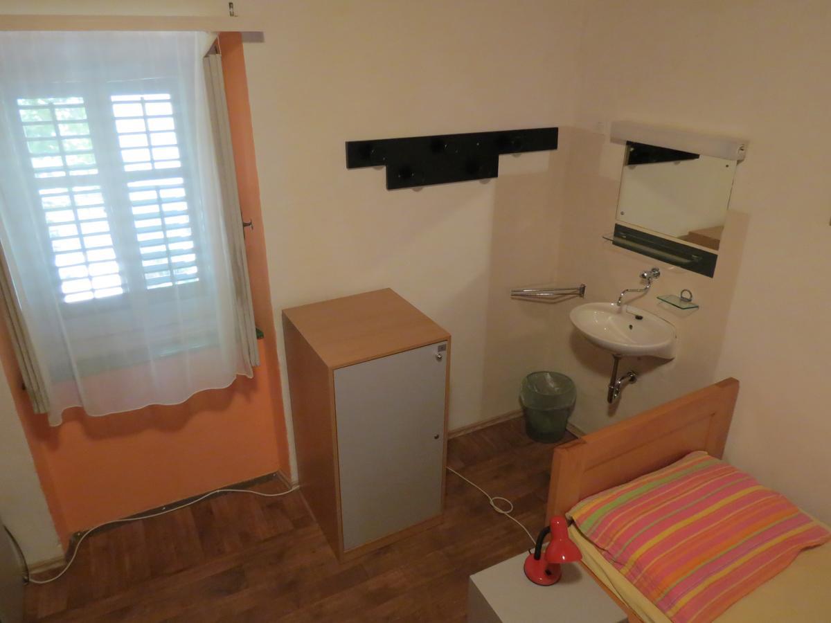 Hi Hostel Veli Lošinj 外观 照片