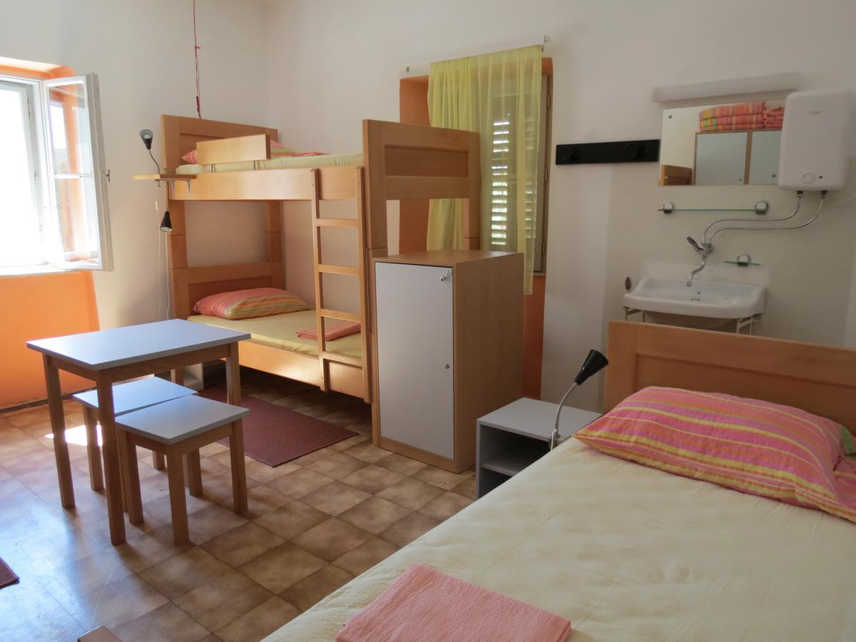 Hi Hostel Veli Lošinj 外观 照片