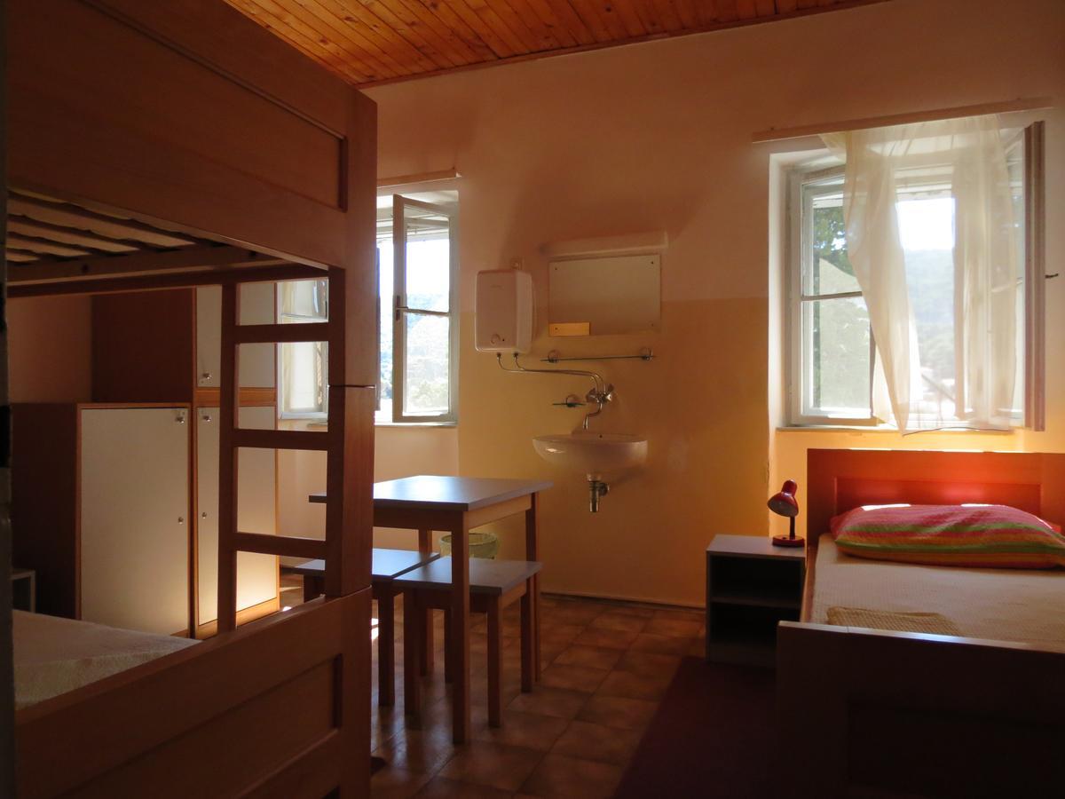 Hi Hostel Veli Lošinj 外观 照片