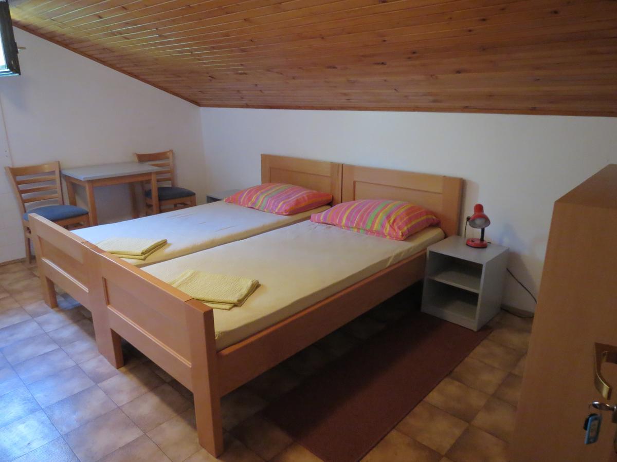 Hi Hostel Veli Lošinj 外观 照片
